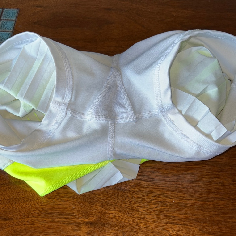 Nike Women's Neon Yellow and White Pleated Skater Skirt - Picture 6 of 6